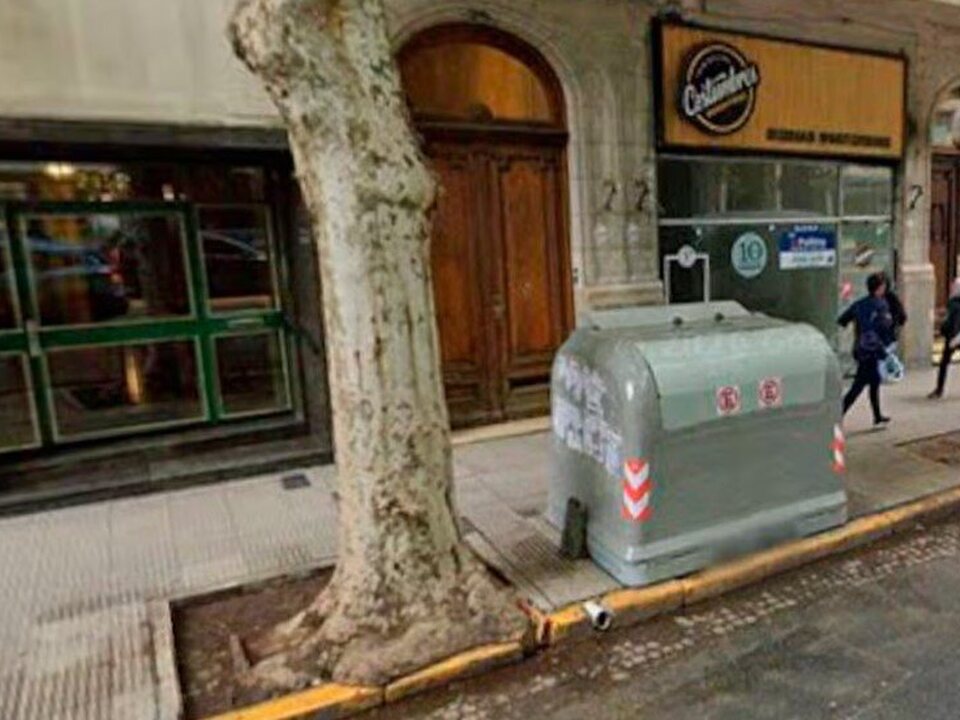 Encontraron a una mujer muerta y a otra inconsciente en un departamento de Recoleta