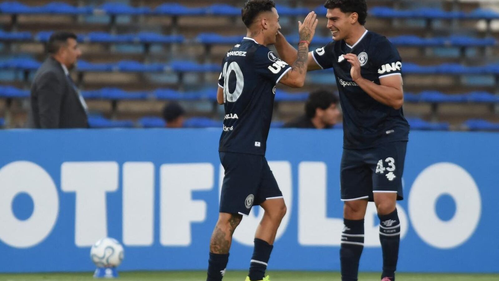 Independiente Rivadavia le gana a Bolivar por 1 a 0