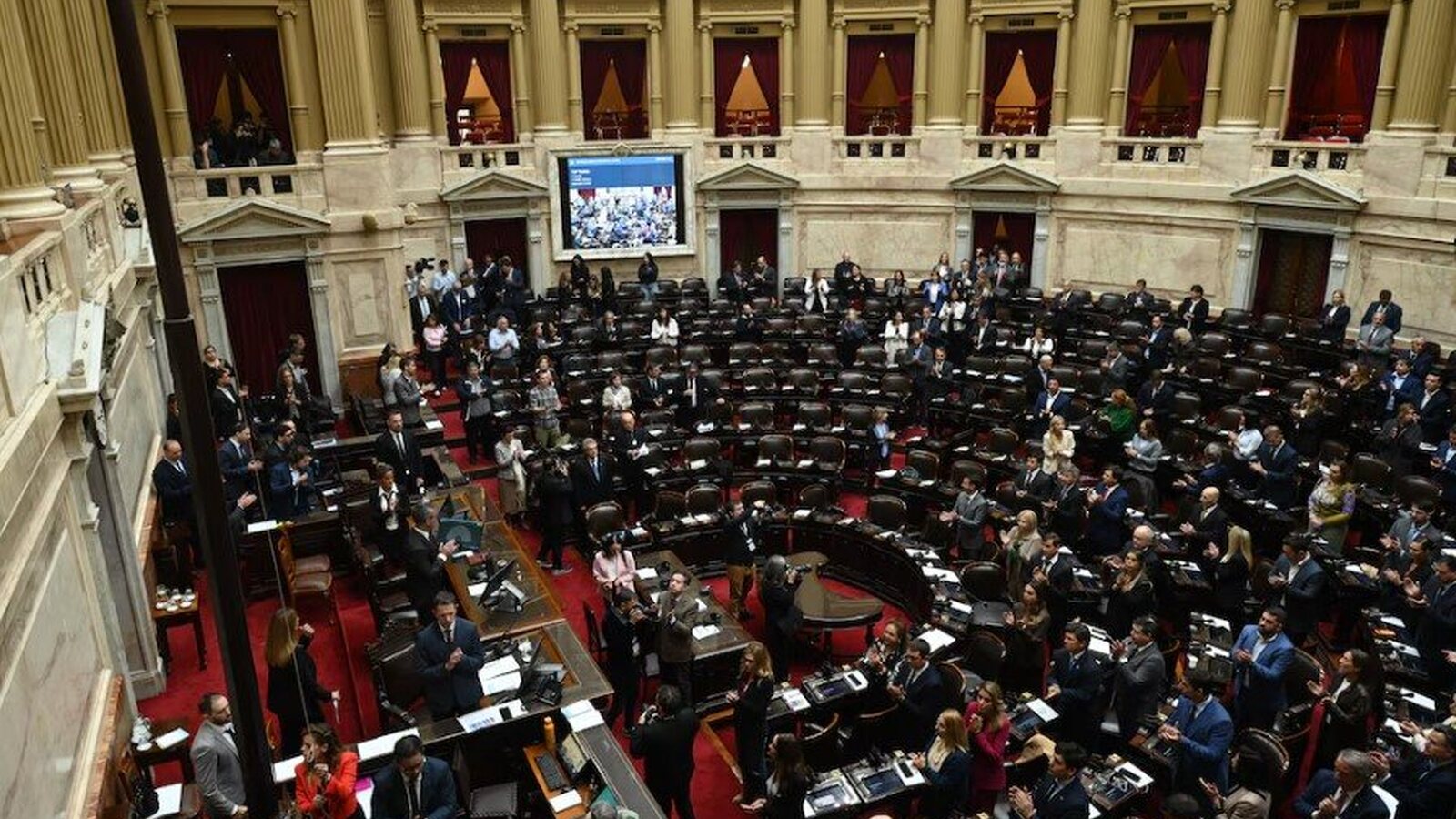 La cámara de Diputados convirtió en ley la "Reforma a la Ley de Glaciares"