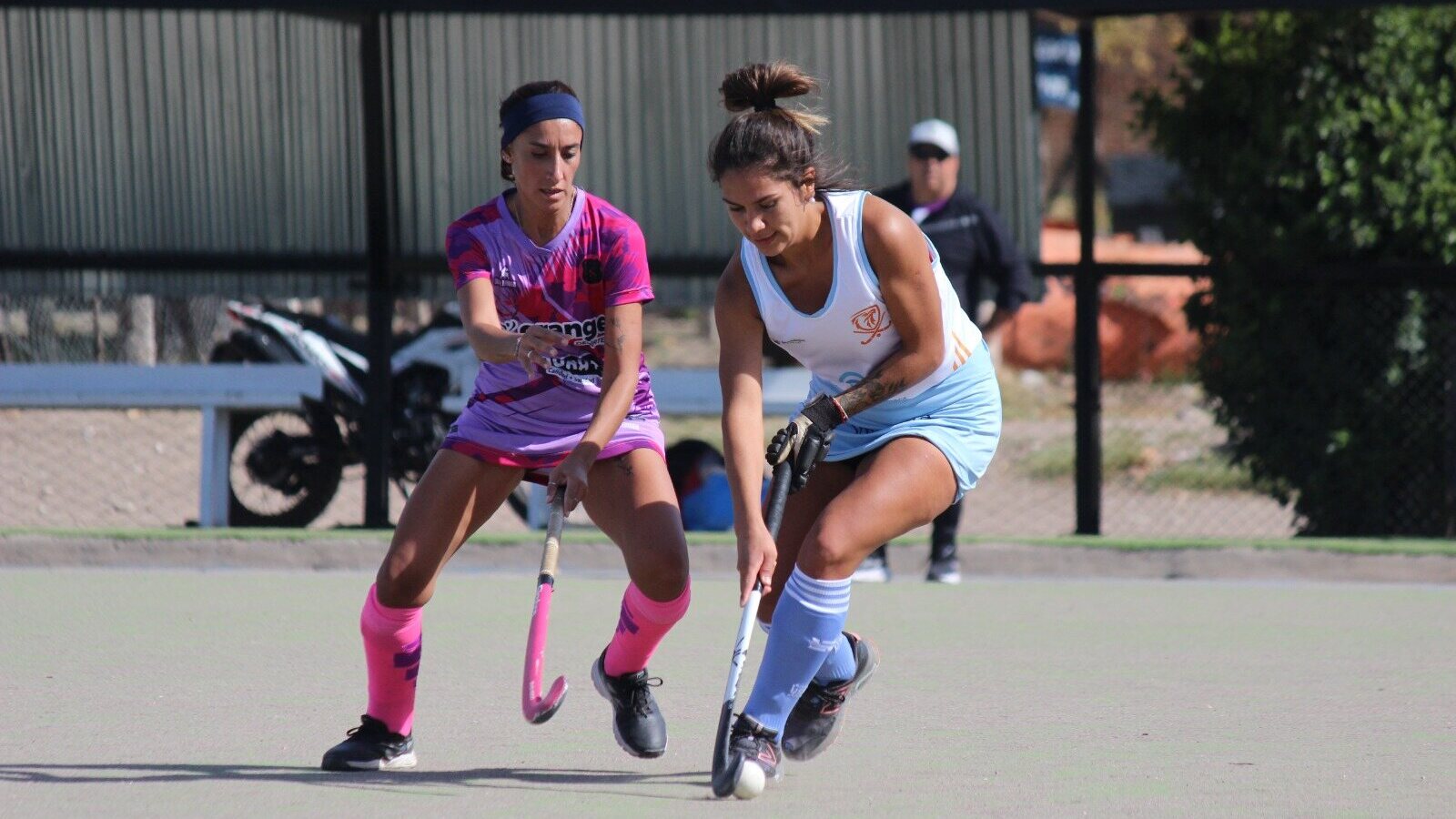 Volvió a rodar la bocha: arrancó el nuevo torneo de hockey acción