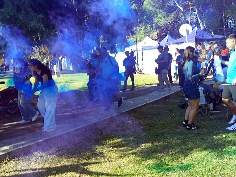 San Rafael conmemoró el día mundial de concientización sobre el autismo en plaza Francia