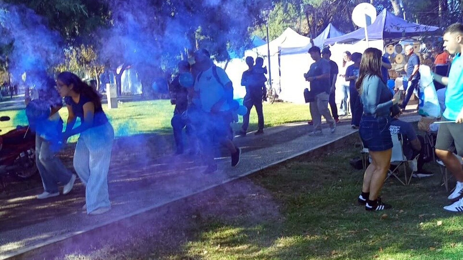 San Rafael conmemoró el día mundial de concientización sobre el autismo en plaza Francia