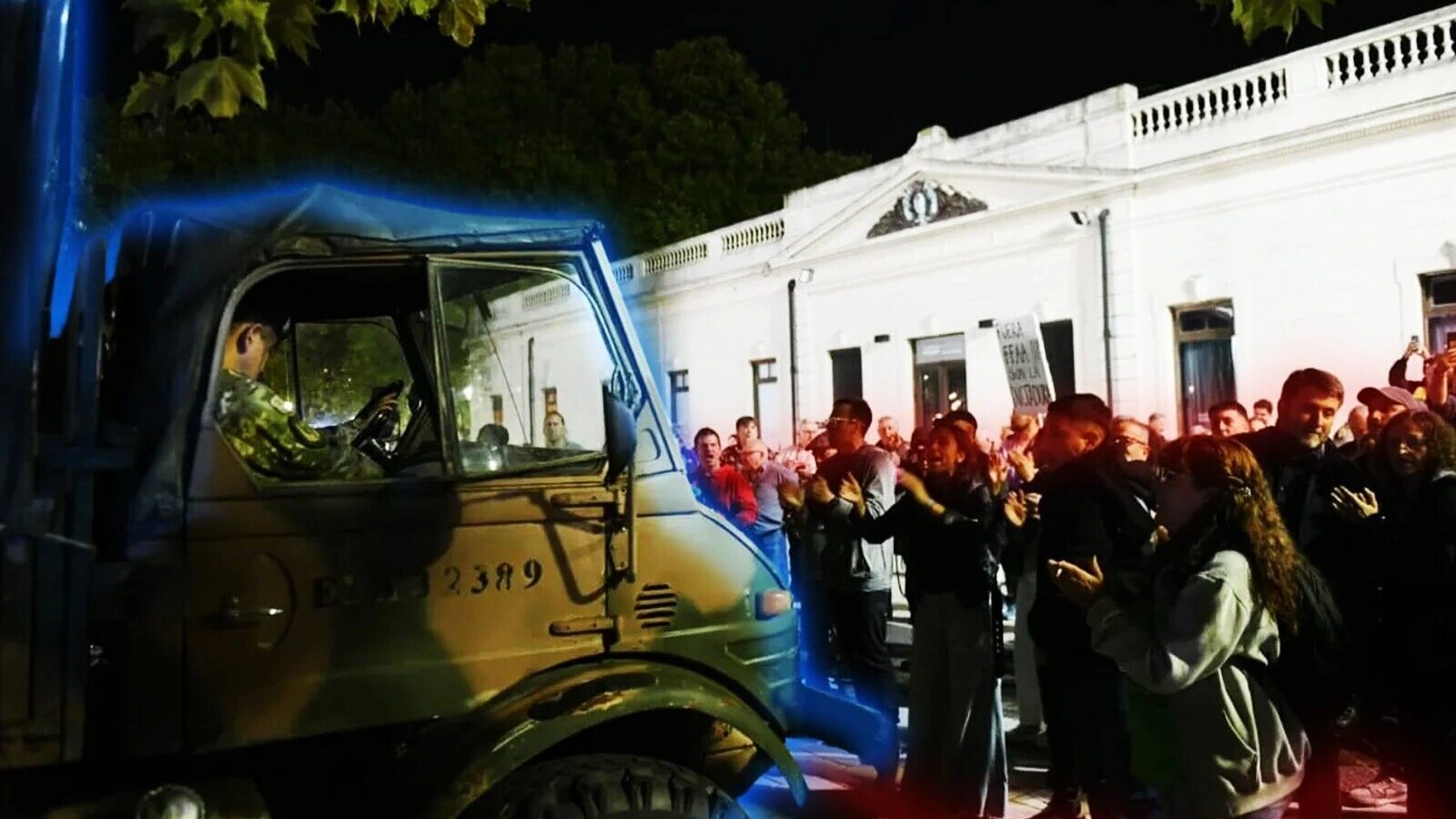 Incidentes en La Plata obligan a reubicar acto militar en homenaje a excombatientes