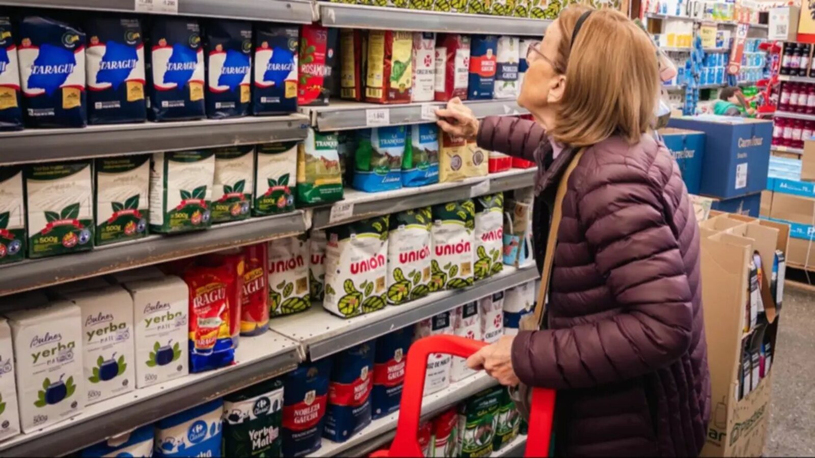 Consumo: Leve rebote en marzo, pero todavía no alcanza para revertir la caída anual