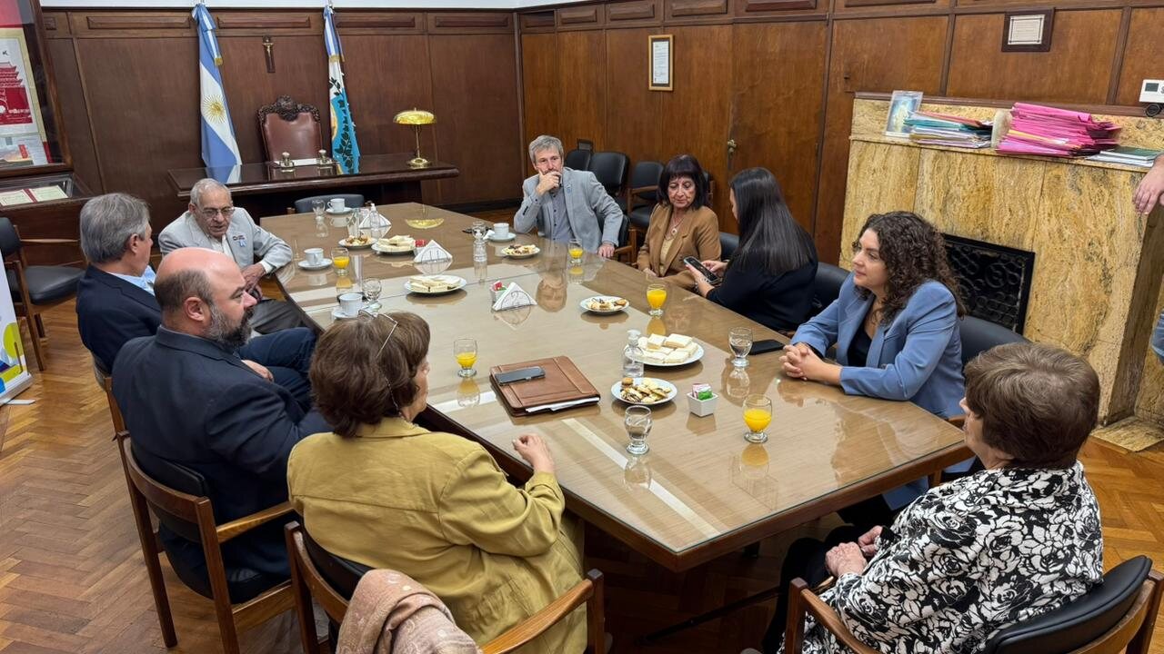 977ad709-d9f0-492e-bbe7-98671c98a280