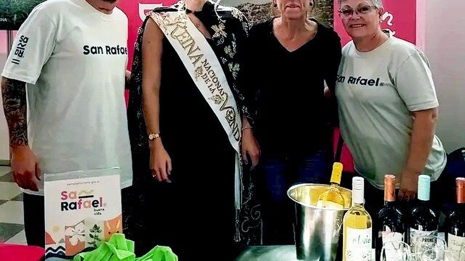 San Rafael presente en la feria de turismo de Valparaiso en Chile