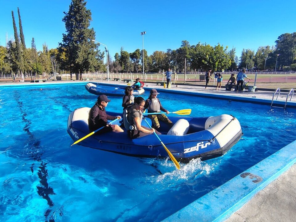 Canotaje y rafting: dos propuestas deportivas para aprender de la mano de las escuelas municipales de San Rafael