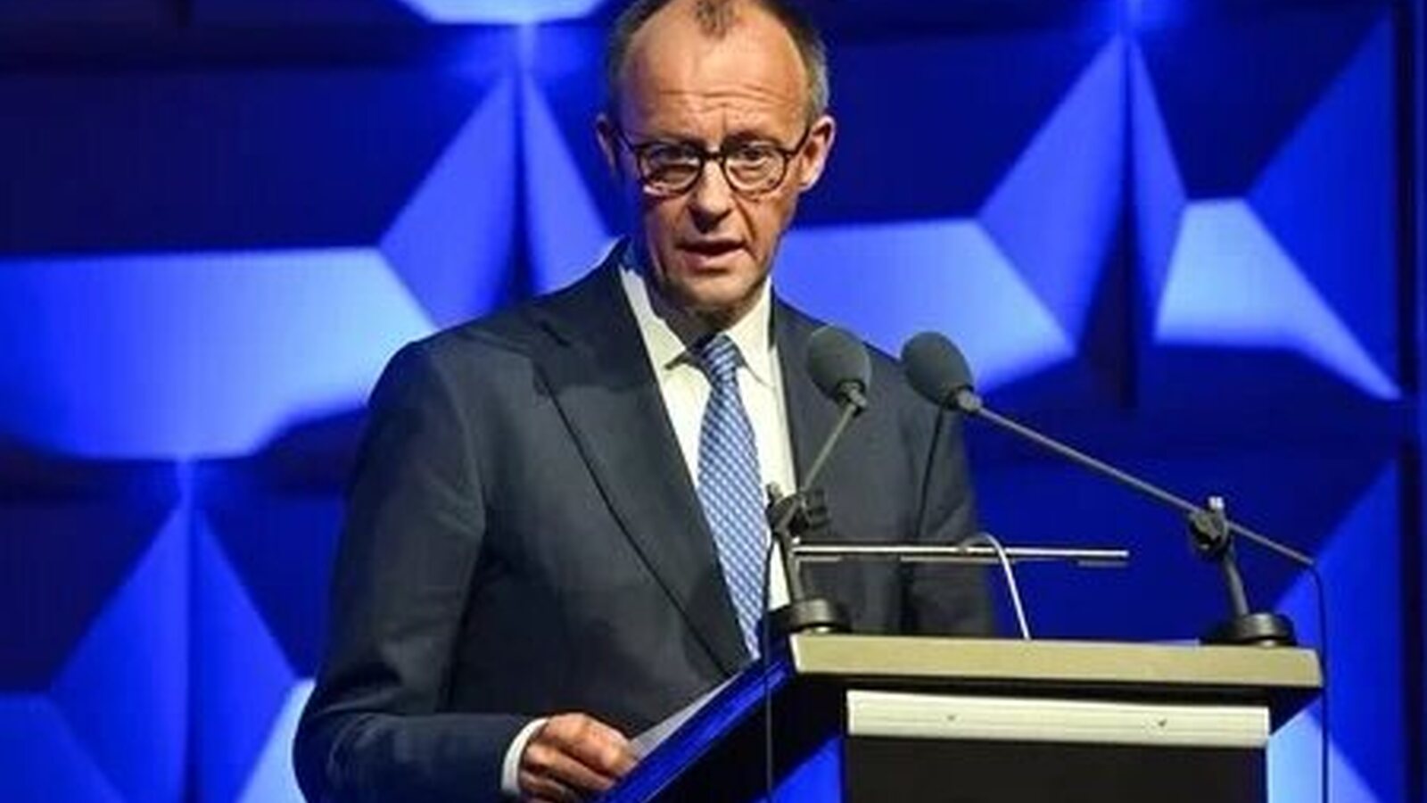 Alemania plantea posible cesión territorial de Ucrania para avanzar hacia la UE