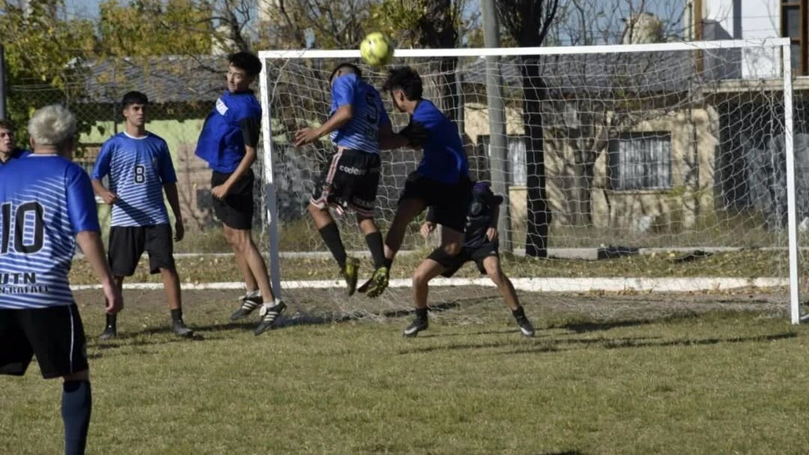Últimos días para anotarse al torneo de fútbol para estudiantes secundarios