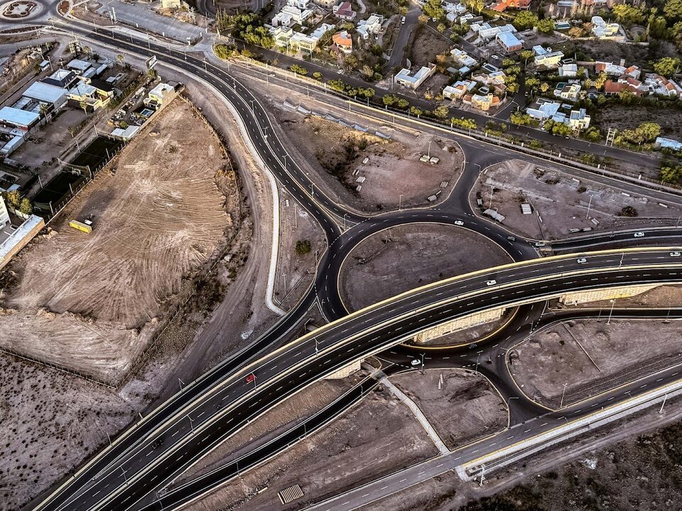 El Gobierno provincial concluye y ejecuta en el último año 443 km de rutas, puentes y ordenadores viales por $326.000 millones